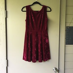 SOLD 🔮Velvet dress